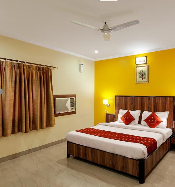 Didi Hotel Lucknow Esterno foto